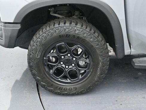 Used 2024 Chevrolet Silverado 1500 ZR2 w/ ZR2 Bison Edition image 37