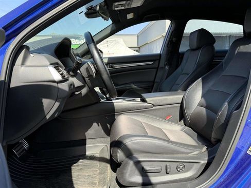 Used 2019 Honda Accord Sport image 8