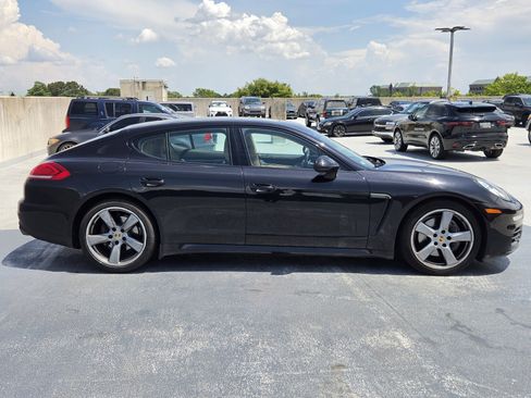 Used 2016 Porsche Panamera 4 AWD/4WD image 6