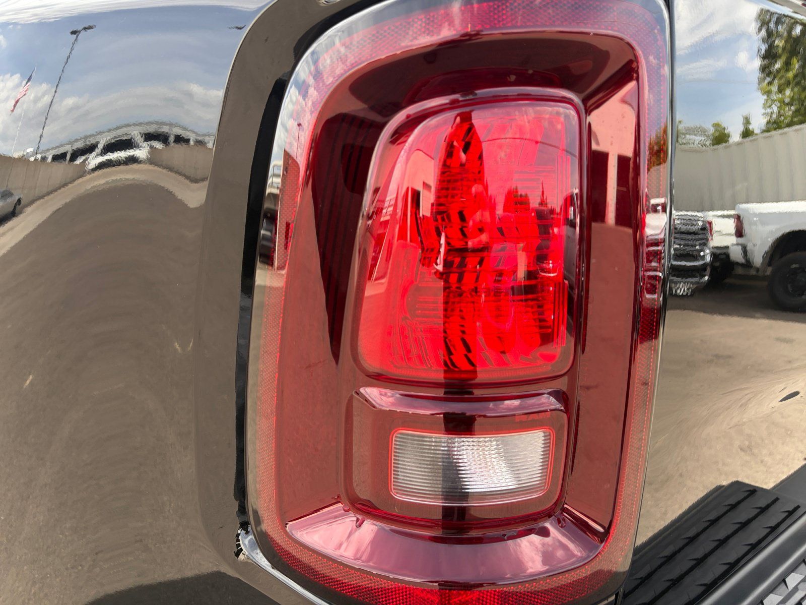 New 2027 RAM 3500 Tradesman AWD/4WD image 27