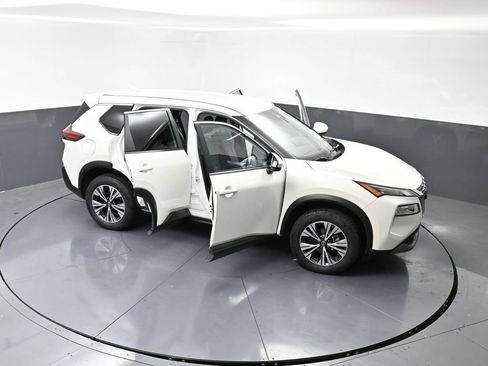 Used 2023 Nissan Rogue SV AWD/4WD image 58