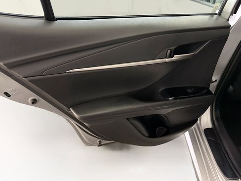 Used 2025 Toyota Camry LE image 27