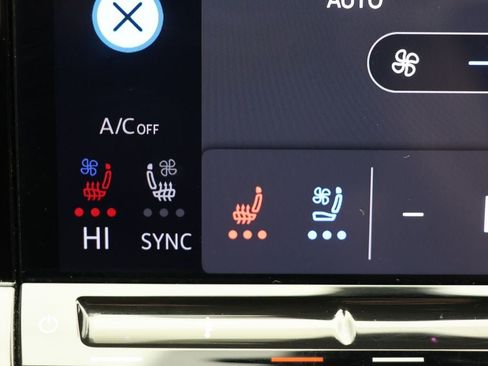 Used 2024 Volkswagen Atlas SE image 24