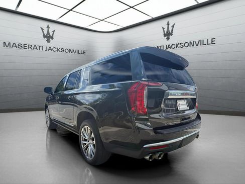 Used 2023 GMC Yukon XL Denali image 10
