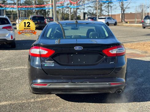 Used 2016 Ford Fusion Energi SE image 7