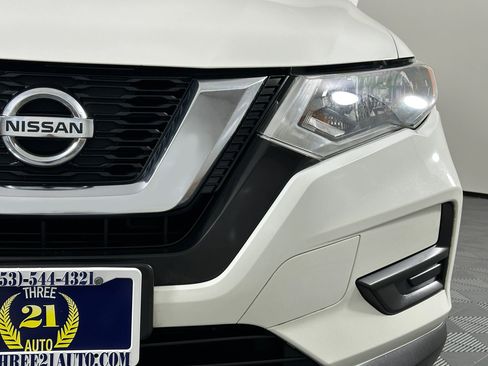 Used 2017 Nissan Rogue S w/ S Appearance Package image 5