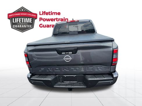 Certified 2025 Nissan Frontier SV w/ SV Convenience Package RWD image 8