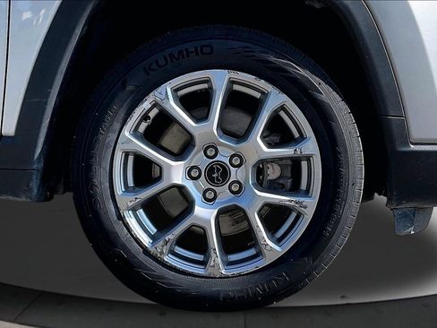 Used 2025 Jeep Compass Limited AWD/4WD image 33