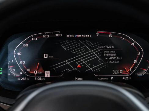 Used 2022 BMW X6 M50i w/ Parking Assistance Package image 18