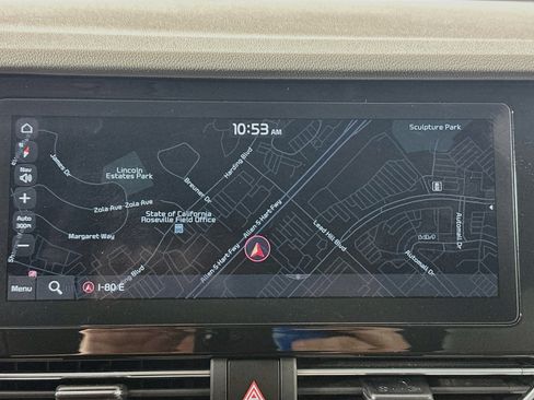 Used 2022 Kia Niro EX Premium FWD image 22