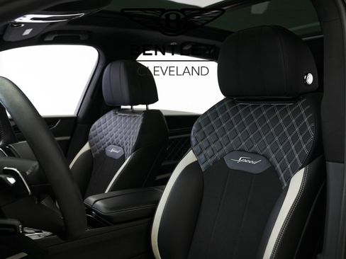 Used 2023 Bentley Bentayga Speed image 14