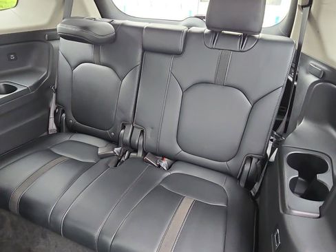 Used 2023 Honda Pilot EX-L image 26