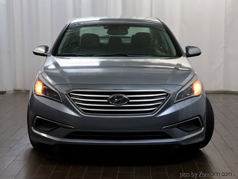 Used 2017 Hyundai Sonata SE image 5