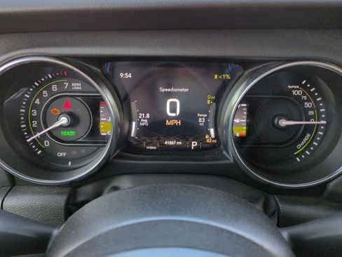 Certified 2022 Jeep Wrangler Unlimited Rubicon 4xe w/ Cold Weather Group image 34