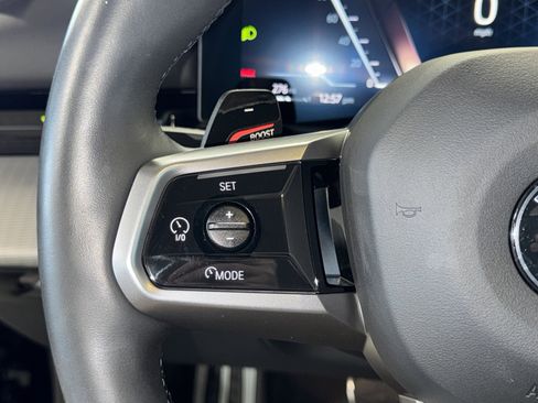 Certified 2024 BMW 530i 530i w/ Executive Package image 22