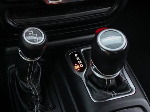 Used 2021 Jeep Gladiator Overland w/ Popular Equipment Package image 30