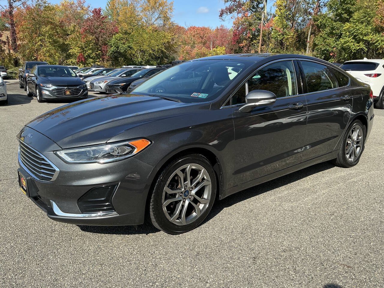Used 2019 Ford Fusion SEL FWD image 1