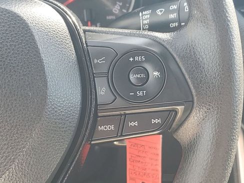 Used 2019 Toyota RAV4 LE image 33