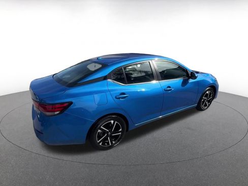 Used 2025 Nissan Sentra SV image 15