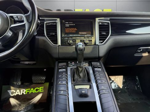 Used 2016 Porsche Macan S AWD/4WD image 35
