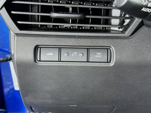 Certified 2025 Nissan Altima 2.5 SR image 11