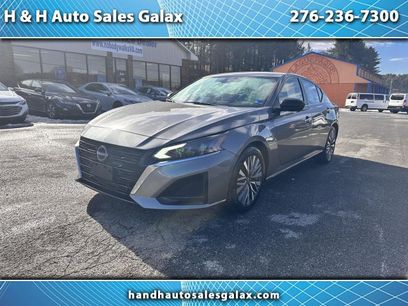 Used 2024 Nissan Altima 2.5 SV