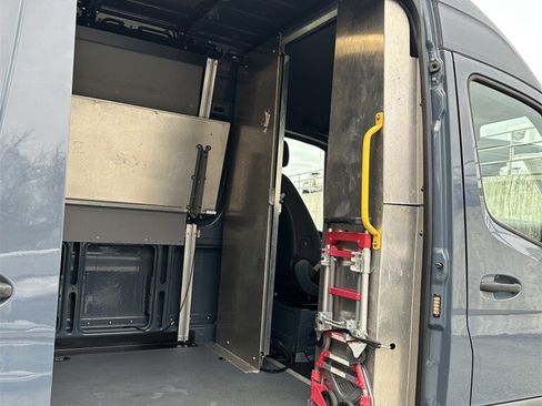 Used 2019 Mercedes-Benz Sprinter 144 Cargo image 27