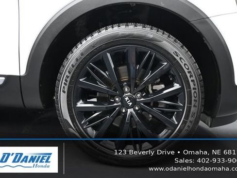 Used 2021 Kia Telluride SX w/ SX Prestige Package AWD/4WD image 49