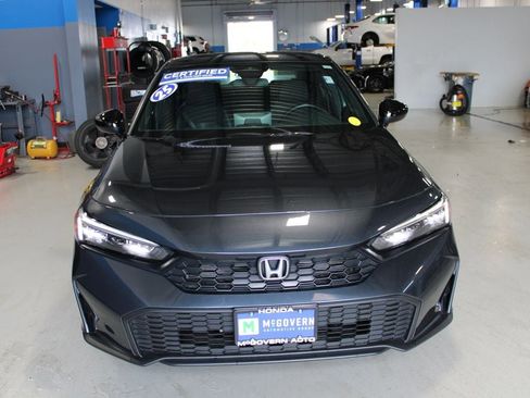 Used 2025 Honda Civic Sport image 3