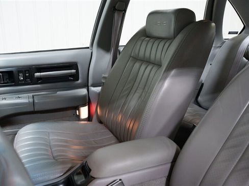 Used 1996 Chevrolet Impala SS RWD image 14
