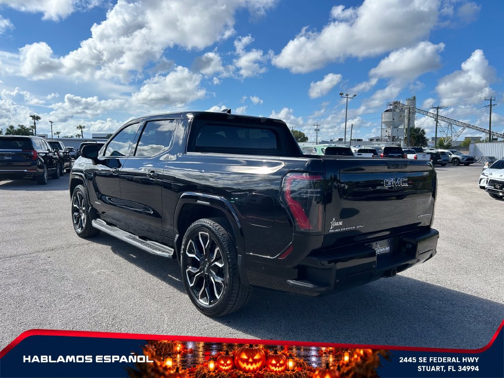 Used 2025 GMC Sierra EV Denali AWD/4WD image 7