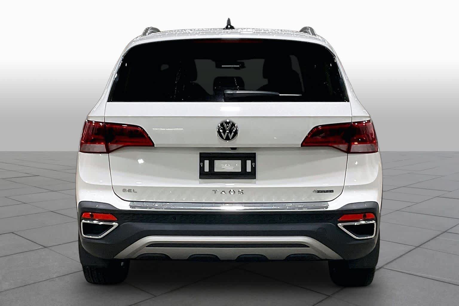Used 2024 Volkswagen Taos SEL AWD/4WD image 5