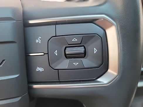 Used 2024 GMC Hummer EV 3X AWD/4WD image 37