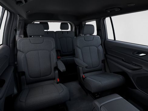 New 2026 Jeep Grand Cherokee L Laredo AWD/4WD image 15