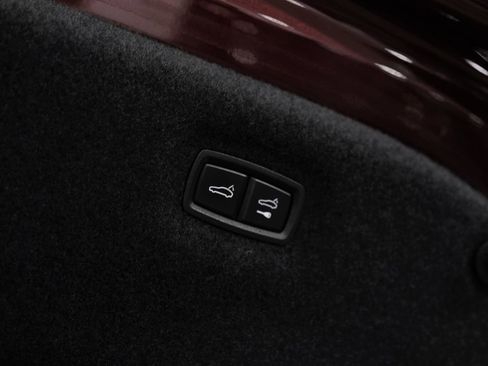 Used 2021 Porsche Taycan 4S w/ Premium Package image 56