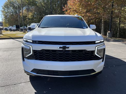 New 2026 Chevrolet Tahoe LS image 3