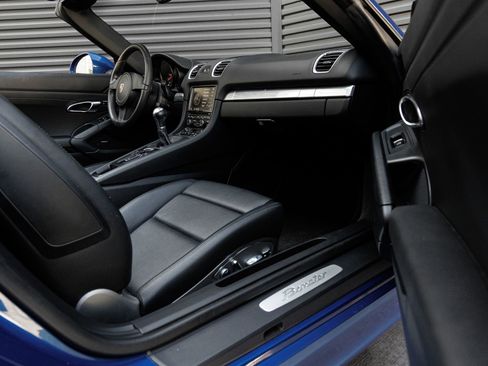 Used 2013 Porsche Boxster RWD image 38