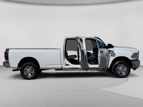 Used 2016 RAM 3500 Tradesman w/ Chrome Appearance Group AWD/4WD image 30