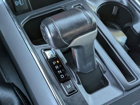 Used 2024 Ford F150 Lariat image 18