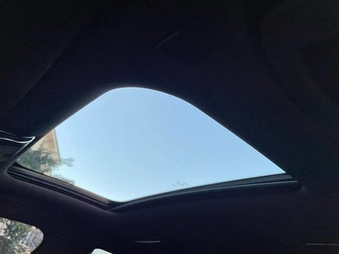 Used 2020 BMW 740i xDrive w/ M Sport Package image 22