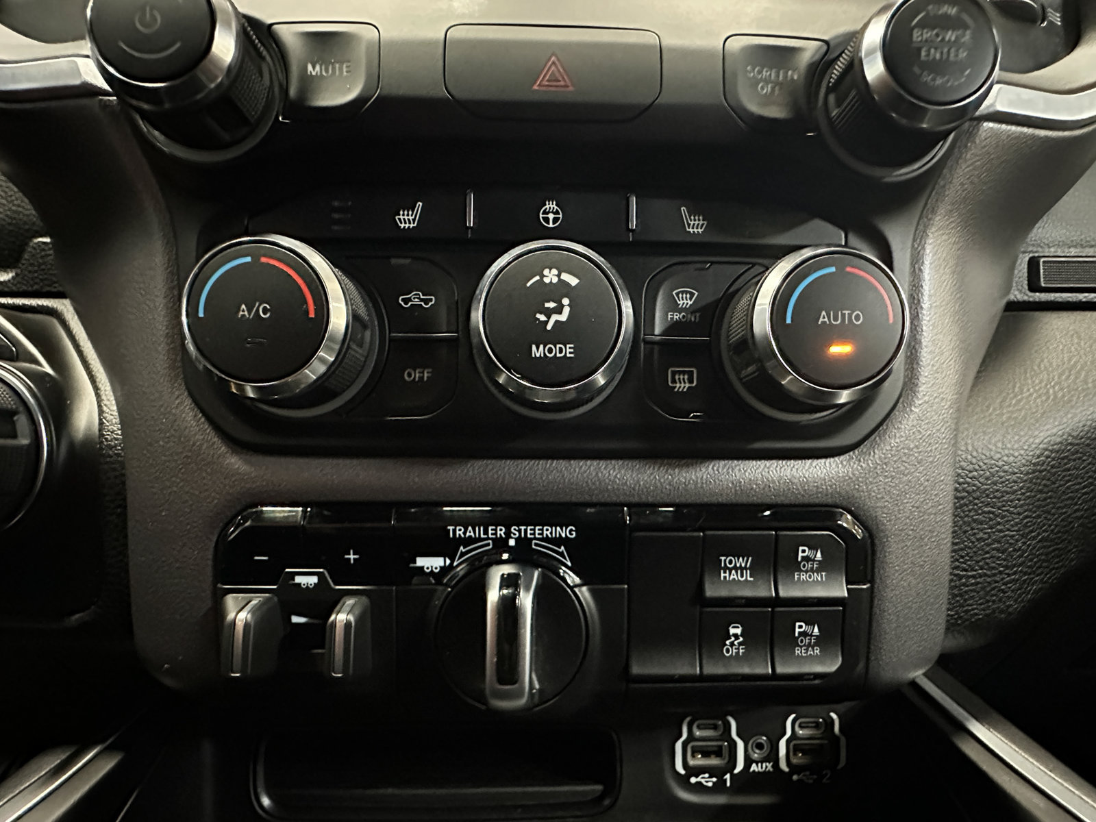 Used 2023 RAM 1500 Big Horn AWD/4WD image 28