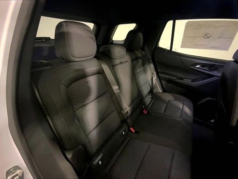 Used 2025 Chevrolet Equinox LT image 23