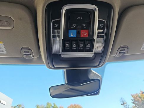 New 2026 RAM 1500 Laramie w/ Advanced Safety Group II AWD/4WD image 28