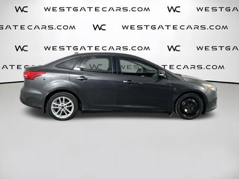Used 2015 Ford Focus SE image 7