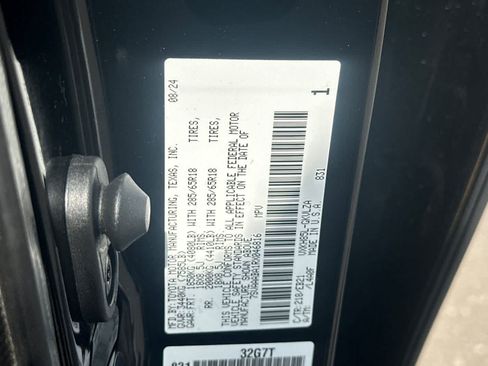 Used 2024 Toyota Sequoia TRD Pro AWD/4WD image 34