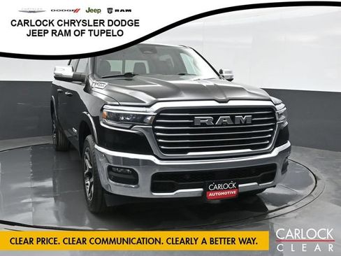 Used 2025 RAM 1500 Laramie AWD/4WD image 7