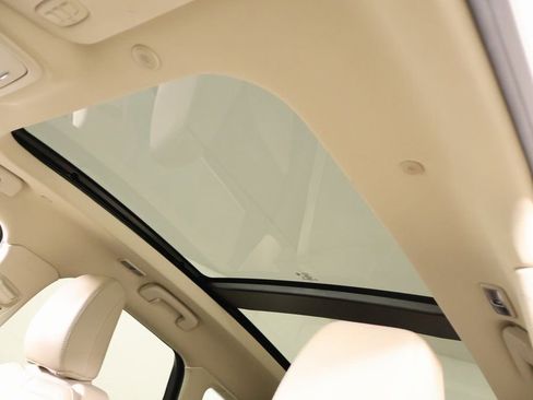 Used 2022 Lincoln Corsair Reserve w/ Elements Package image 15