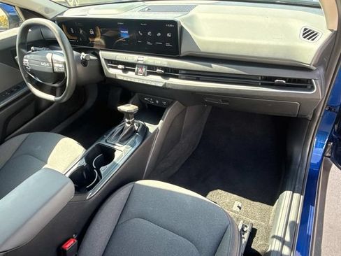 Used 2025 Kia K4 FWD image 17