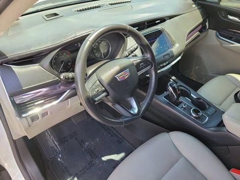 Used 2023 Cadillac XT4 Luxury FWD image 20
