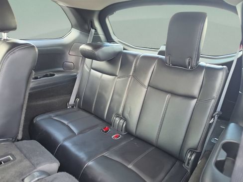 Used 2019 Nissan Pathfinder SL FWD image 31